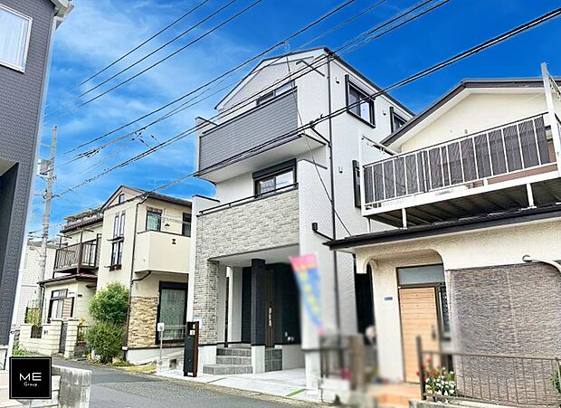 【現地外観写真】■家族みんなが笑顔で過ごせる、安心感のある住まい
