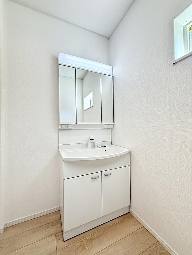 【洗面台・洗面所】■清潔感があり、気持ちよく使えます