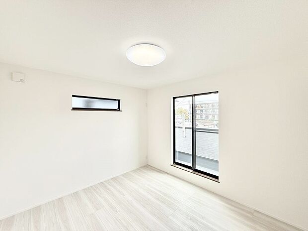 【洋室】■心地よい雰囲気が漂う落ち着いた空間