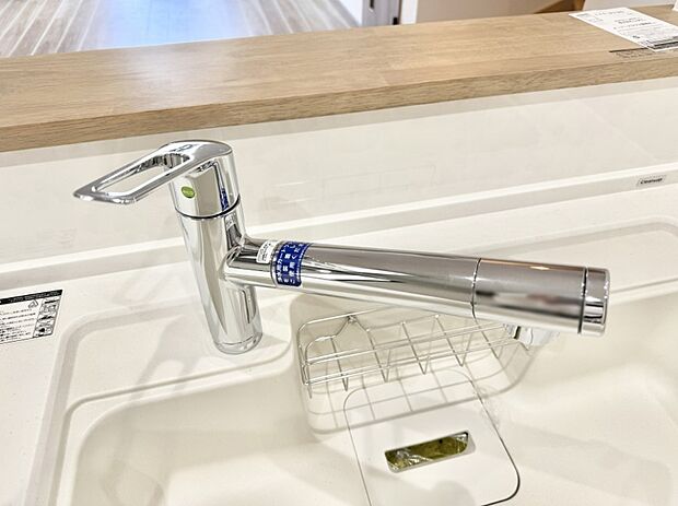 【浄水器】■不純物をしっかり除去して安心して飲めます