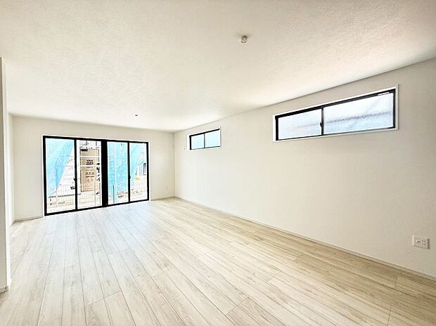 【リビングダイニング】■お気に入りの場所で、のんびりとした時間を