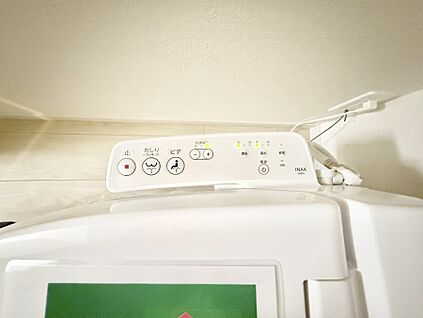 シャワートイレ