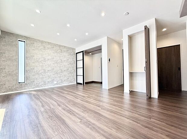 【リビングダイニング】■お気に入りの場所で、のんびりとした時間を