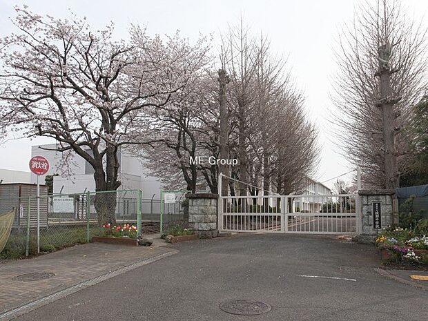 綾瀬市立綾瀬中学校（徒歩12分）