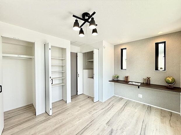 【洋室】■優雅で穏やかな時間が流れる空間