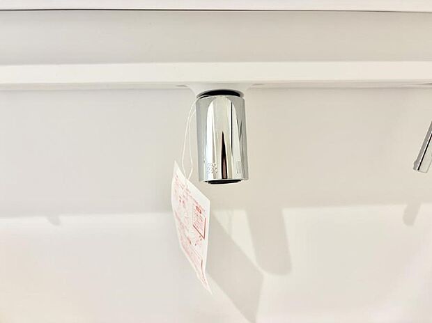 【ハンドシャワー付洗面台】■手洗いや顔を洗う時も快適に使える便利なシャワー