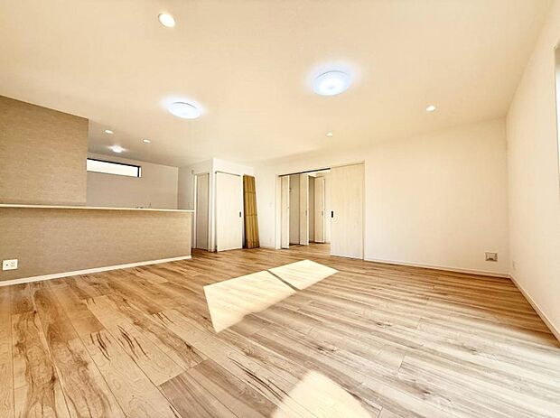 【リビングダイニング】■大切な人と過ごす、あたたかいひととき