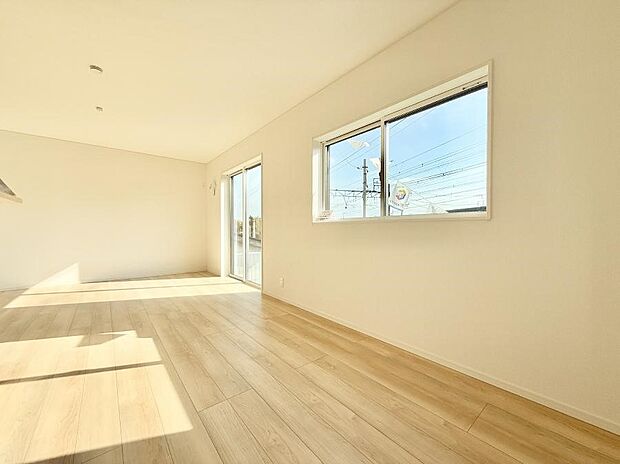 【リビングダイニング】■日常をちょっと特別にする、憩いの空間