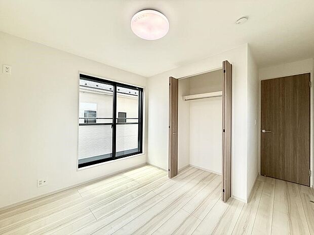 【子供部屋】■自分の好みに合わせたインテリアを整えやすく個性を反映できる場所です