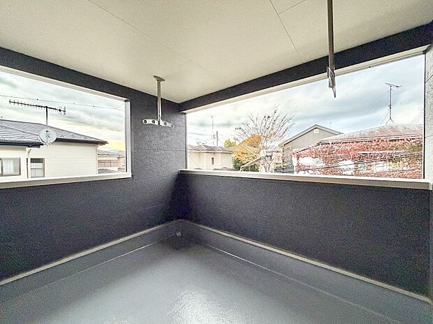 【バルコニー】■ 空を眺めながら、ほっと一息つける特別な空間