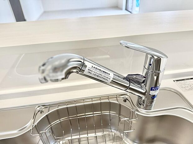 【浄水器】■清潔でおいしい水を手軽に供給してくれます