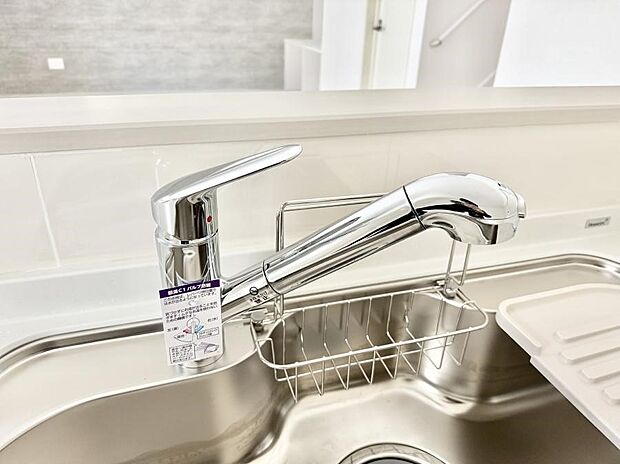 【浄水器】■清潔でおいしい水を手軽に供給してくれます