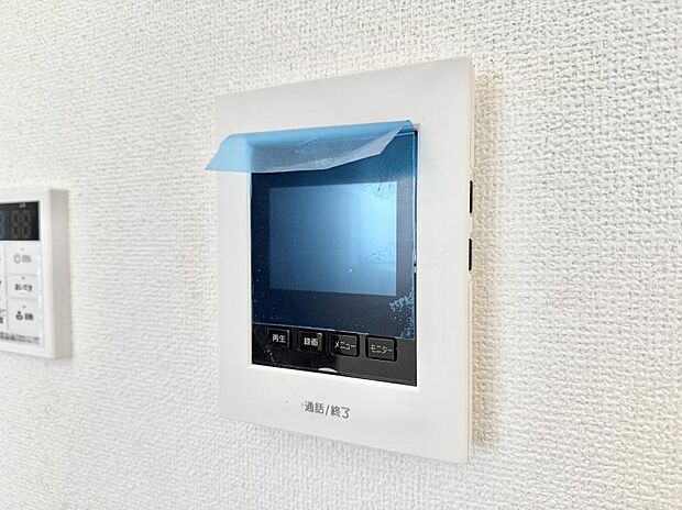 【TVモニター付インターフォン】■画面でしっかり確認でき防犯対策に最適