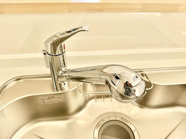 【浄水器】■不純物をしっかり除去して安心して飲めます