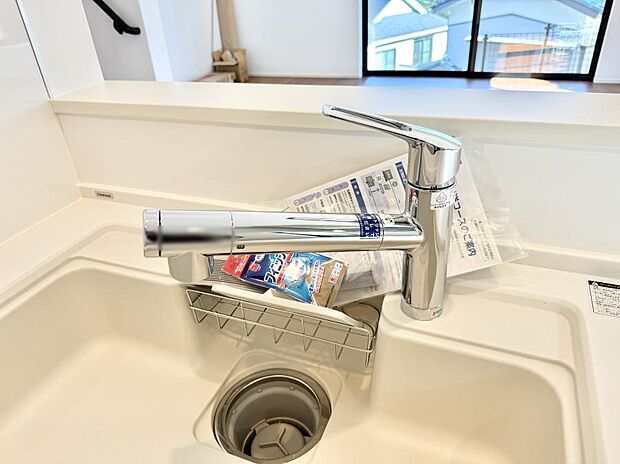 【浄水器】■清潔でおいしい水を手軽に供給してくれます