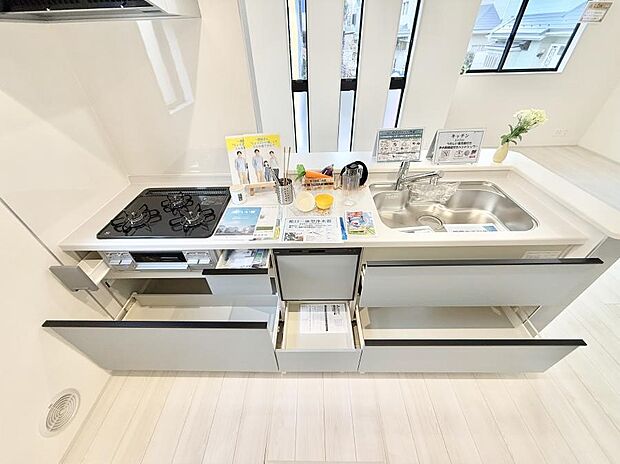 【キッチン】■料理がもっと楽しくなる、快適なキッチン空間