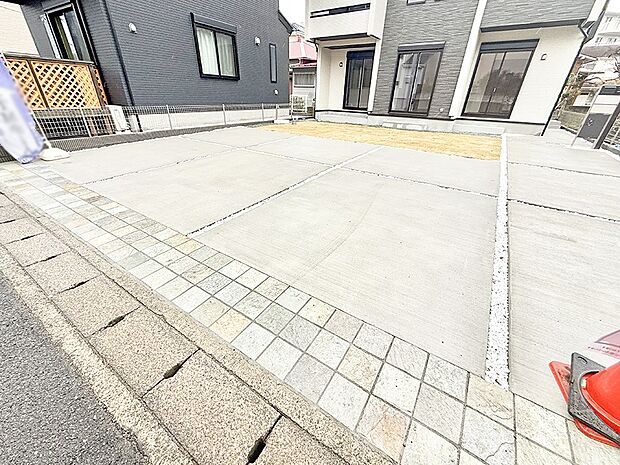 【駐車場】■カースペース有