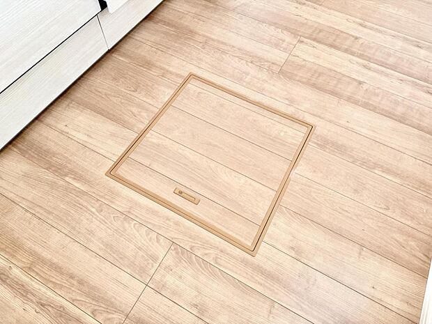 【床下収納】■隠れた収納スペースで家全体がスッキリ