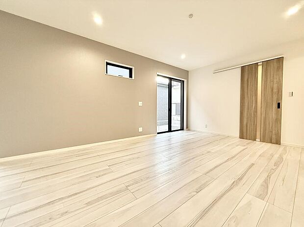 【ダイニング】■ふとした瞬間に幸せを感じる、心地よい場所