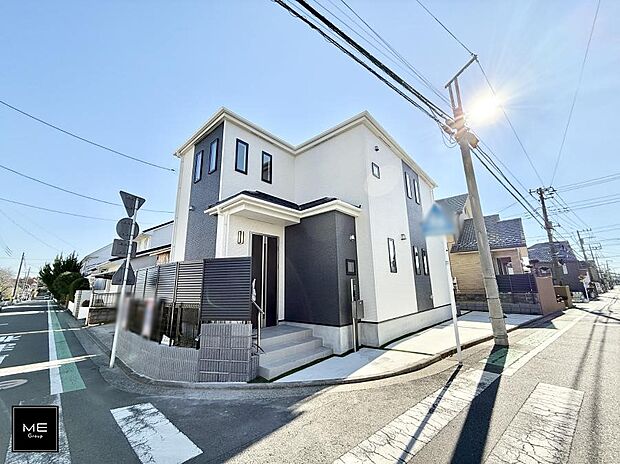 【現地外観写真】■家族みんなが笑顔で過ごせる、安心感のある住まい