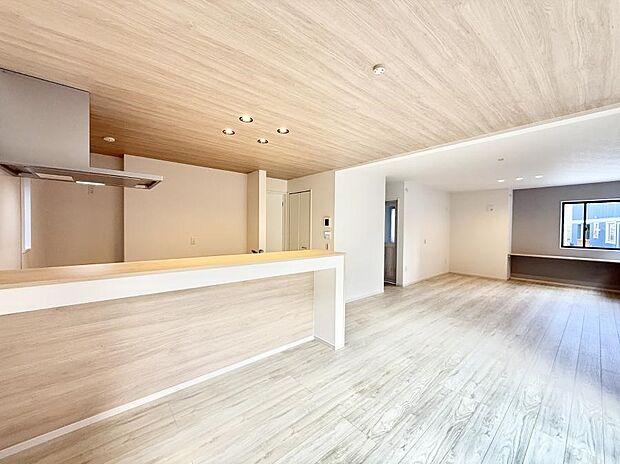 【リビング】■自然と会話が生まれる、心地よいひととき