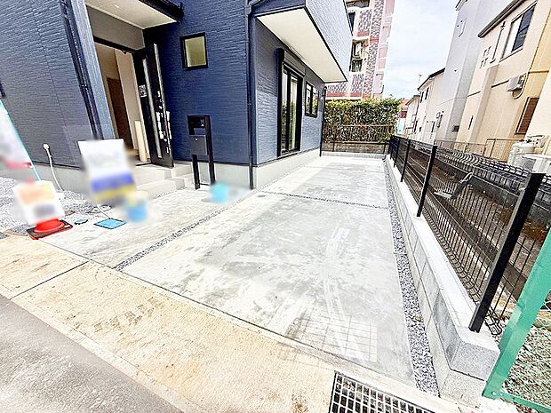 【駐車場】■快適な駐車スペースで安心