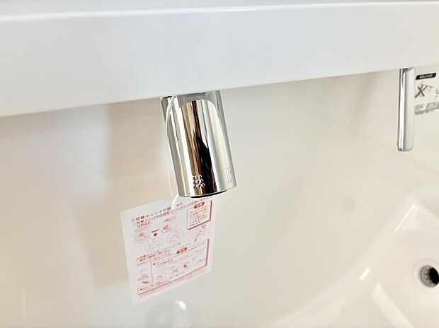 【ハンドシャワー付洗面台】■手洗いや顔を洗う時も快適に使える便利なシャワー