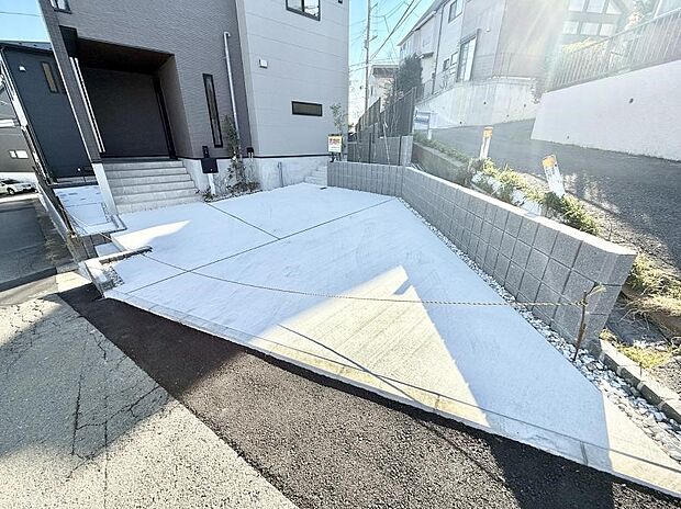 【駐車場】■カースペース有