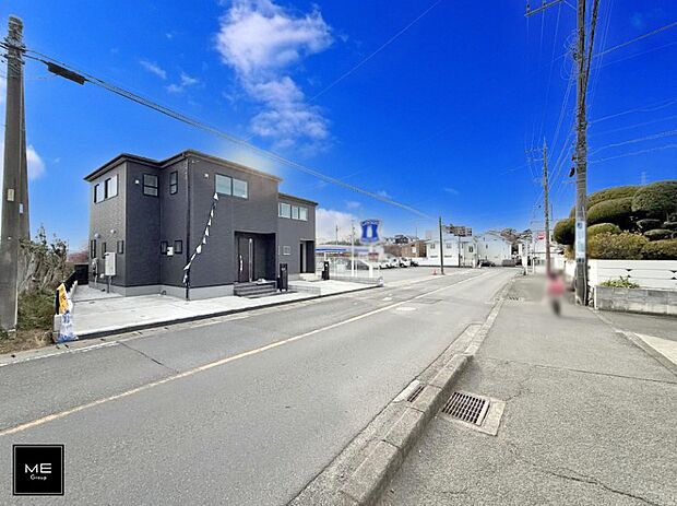 【前面道路含む現地写真】■新しい住まい、街の新しい風景
