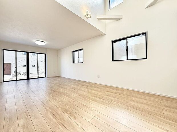 【リビング】■自然と会話が生まれる、心地よいひととき