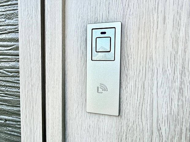 【スマートキー】■鍵を取り出さずに便利に操作できて快適