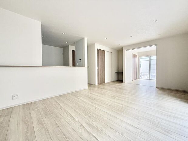 【リビングダイニング】■お気に入りの場所で、のんびりとした時間を