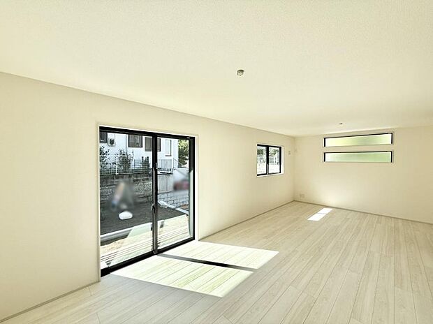 【リビング】■自然と会話が生まれる、心地よいひととき