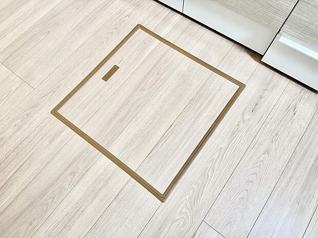 【床下収納】■隠れた収納スペースで家全体がスッキリ