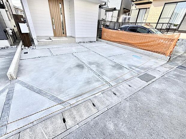 【駐車場】■快適な駐車スペースで安心