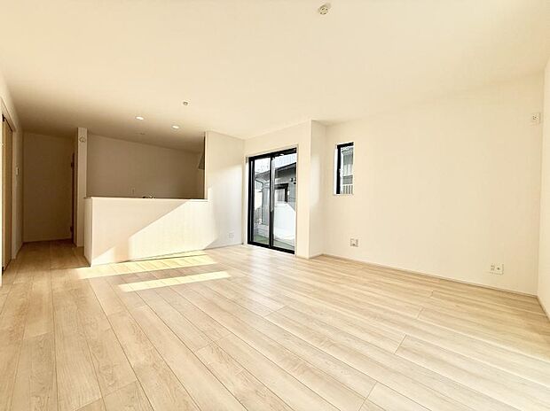 【リビング】■自然と会話が生まれる、心地よいひととき