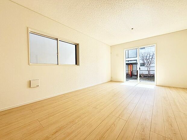 【ダイニング】■ふとした瞬間に幸せを感じる、心地よい場所