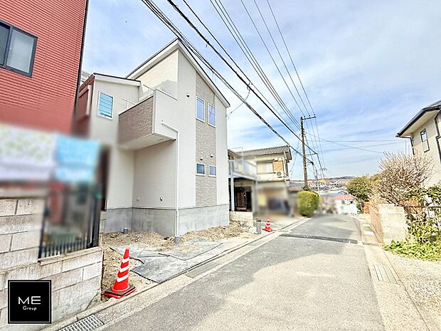 【前面道路含む現地写真】■新しい住まい、街の新しい風景