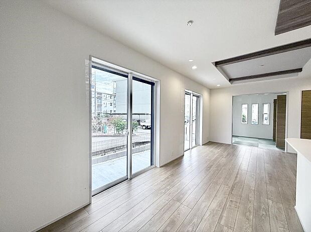 【ダイニング】■ふとした瞬間に幸せを感じる、心地よい場所