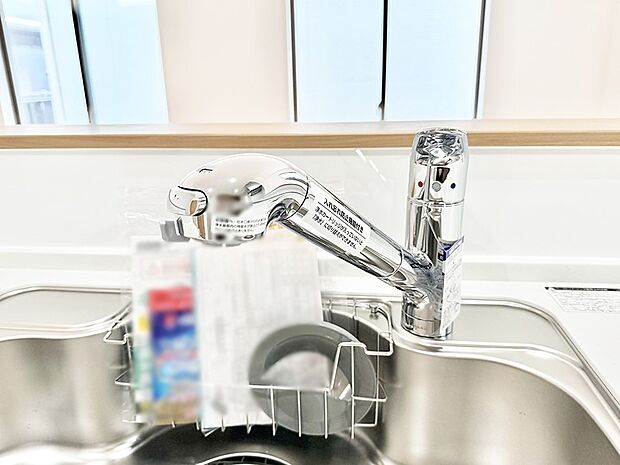 【浄水器】■清潔でおいしい水を手軽に供給してくれます