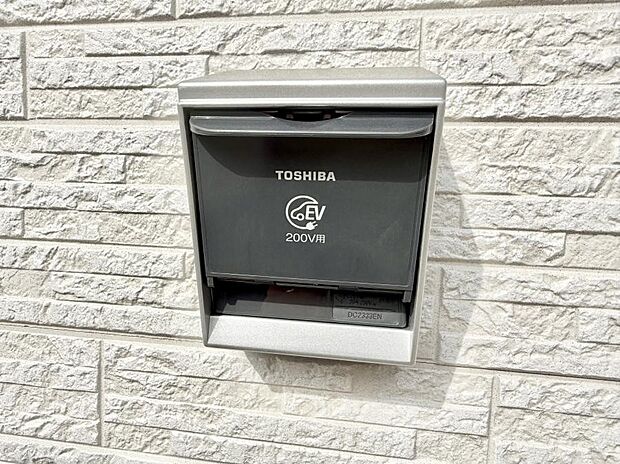 【EV電源】■自宅で簡単に充電でき、エコなカーライフをサポート