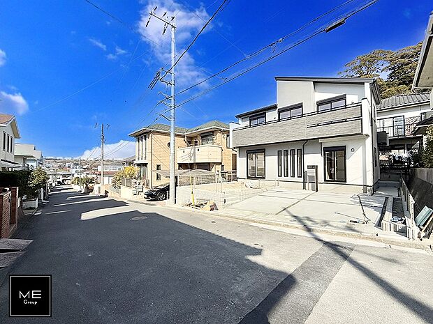 【前面道路含む現地写真】■新しい住まい、街の新しい風景