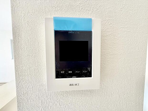 【TVモニター付インターフォン】■訪問者を確認できて安心感が増します