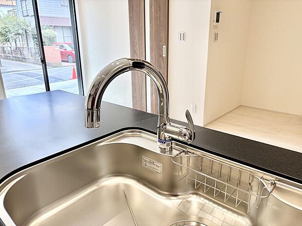 【浄水器】■不純物をしっかり除去して安心して飲めます