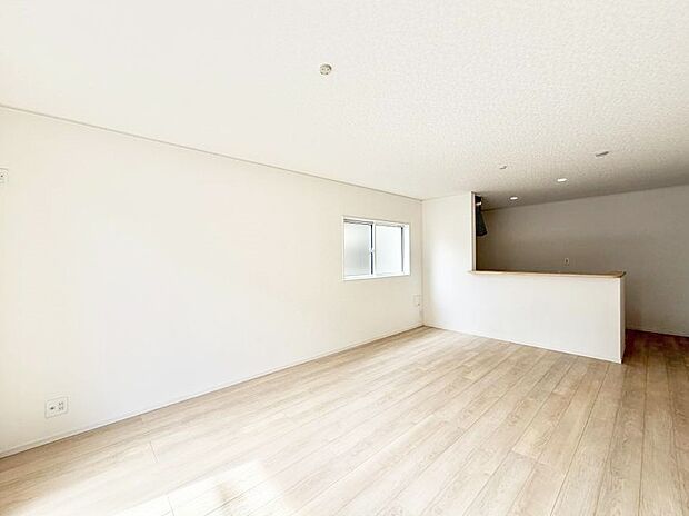 【ダイニング】■ふとした瞬間に幸せを感じる、心地よい場所