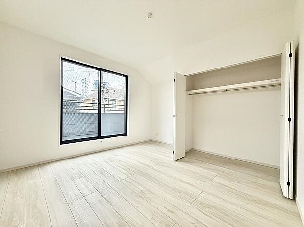 【子供部屋】■自分の好みに合わせたインテリアを整えやすく個性を反映できる場所です