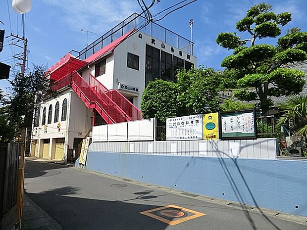 武山幼稚園（約1,400m・徒歩18分）