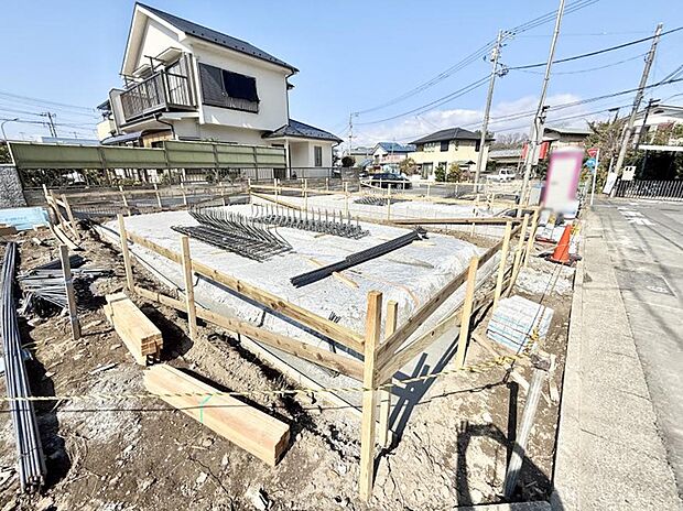 【現地外観写真】■新しい暮らしが始まる場所で、家族の絆を深める