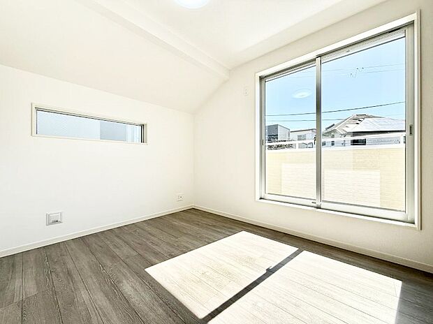 【寝室】■快適な環境で、日常の疲れを癒せる空間