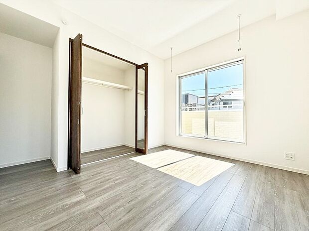 【子供部屋】■仕事や勉強のスペースに使うことで、集中しやすく静かな環境が整います